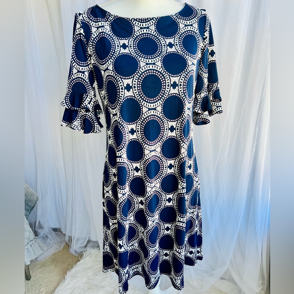 ⭐️RONNI NICOLE | NAVY & WHITE DRESS | Size S